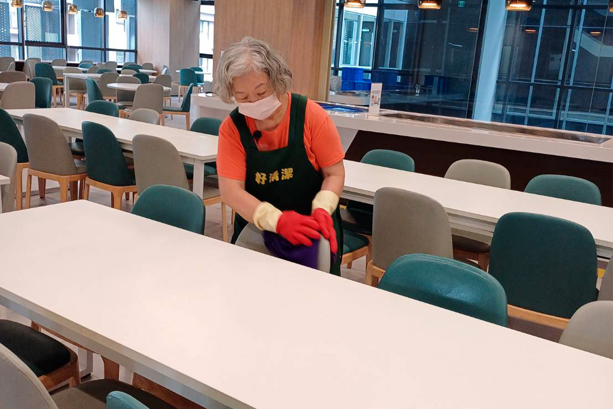 台中居家清潔|台中專業居家清潔|台中到府清潔|台中居家打掃|台中豪宅到府清潔|台中居家打掃推薦|台中居家打掃價格|台中定期打掃價格|台中居家打掃評價